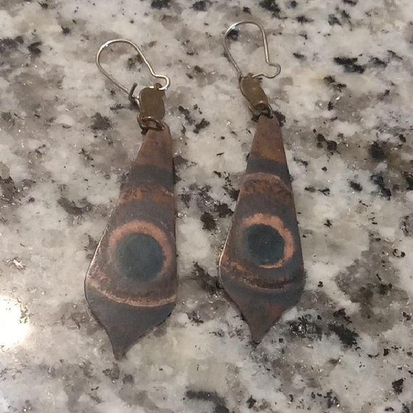no brand Jewelry - Handcrafted Copper Teardrop Earrings with Green Patina Accents